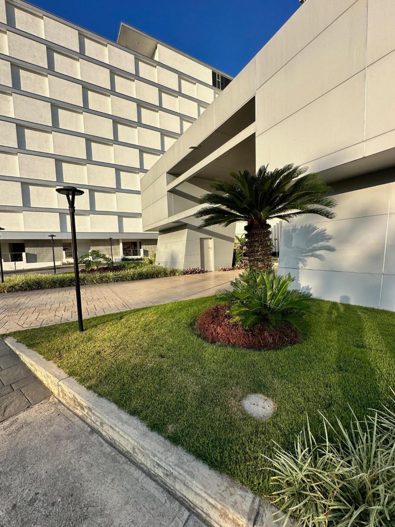 Eurobuilding Tama San Cristobal Hotel ภายนอก รูปภาพ